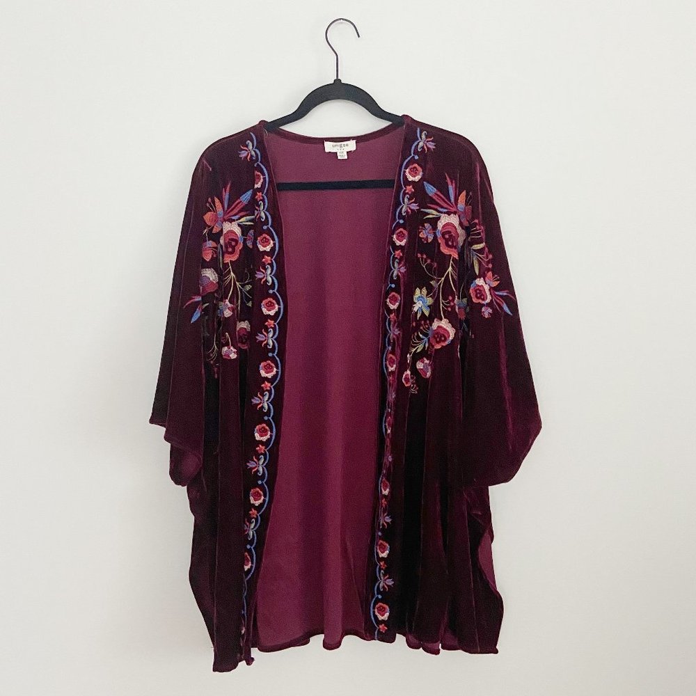 UMGEE Women's Velvet Embroidered Kimono